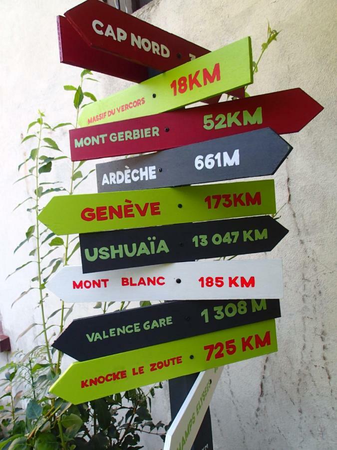 Velo Gite Valence Valence  Dış mekan fotoğraf