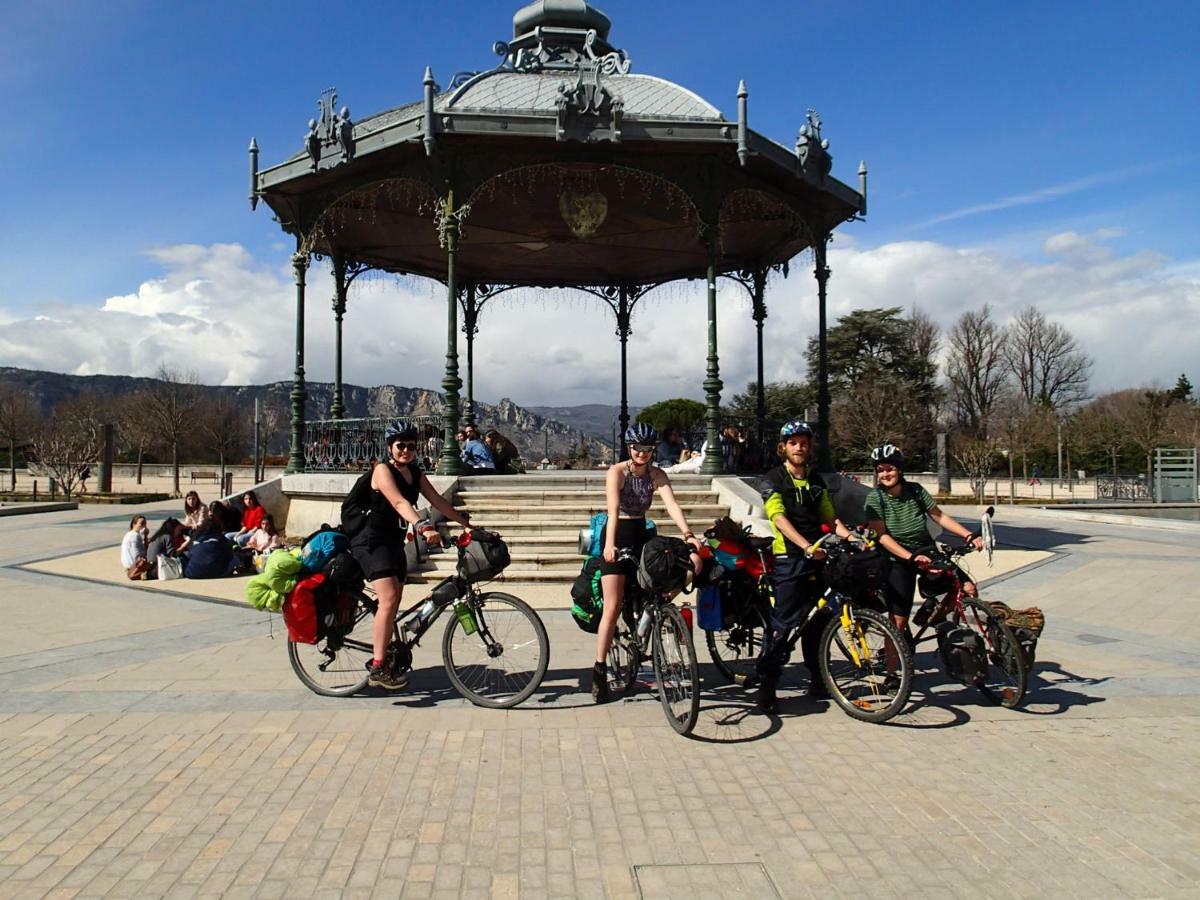 Velo Gite Valence Valence  Dış mekan fotoğraf